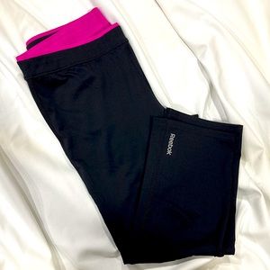 Reebok Girls' Short Leggings | Color: Black, Pink | Size: L (12/14)